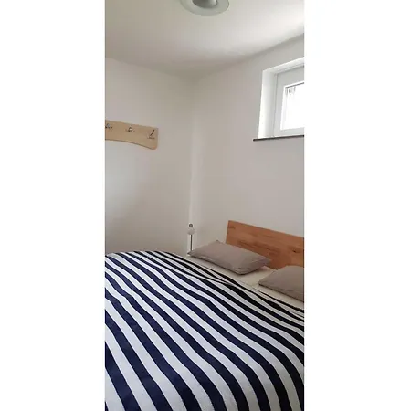 Holiday home Fahrrinne 4 *